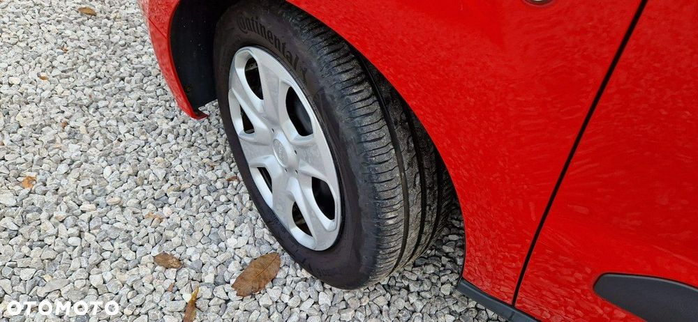 Ford Tourneo Courier - 37