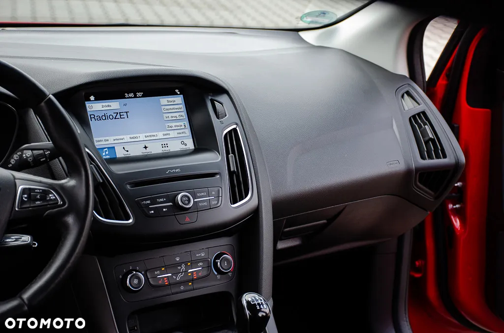 Ford Focus 1.5 EcoBlue Start-Stopp-System TITANIUM - 33