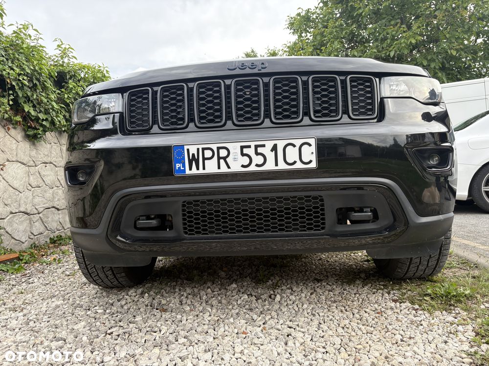 Jeep Grand Cherokee - 1
