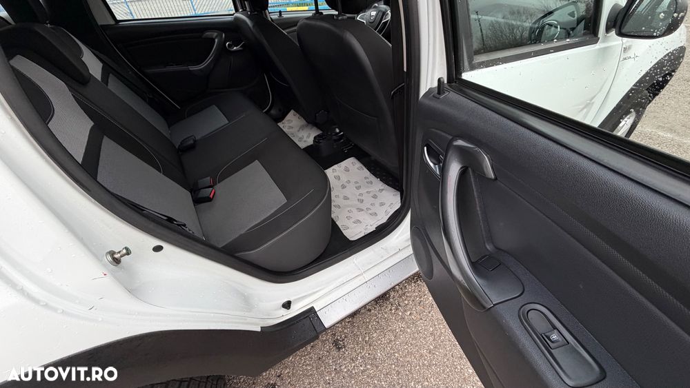 Dacia Duster 1.5 dCi 4x4 Laureate - 18