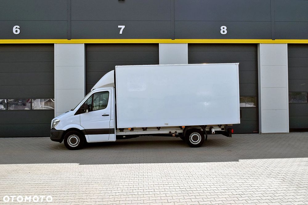 Mercedes-Benz Sprinter 319 - 2
