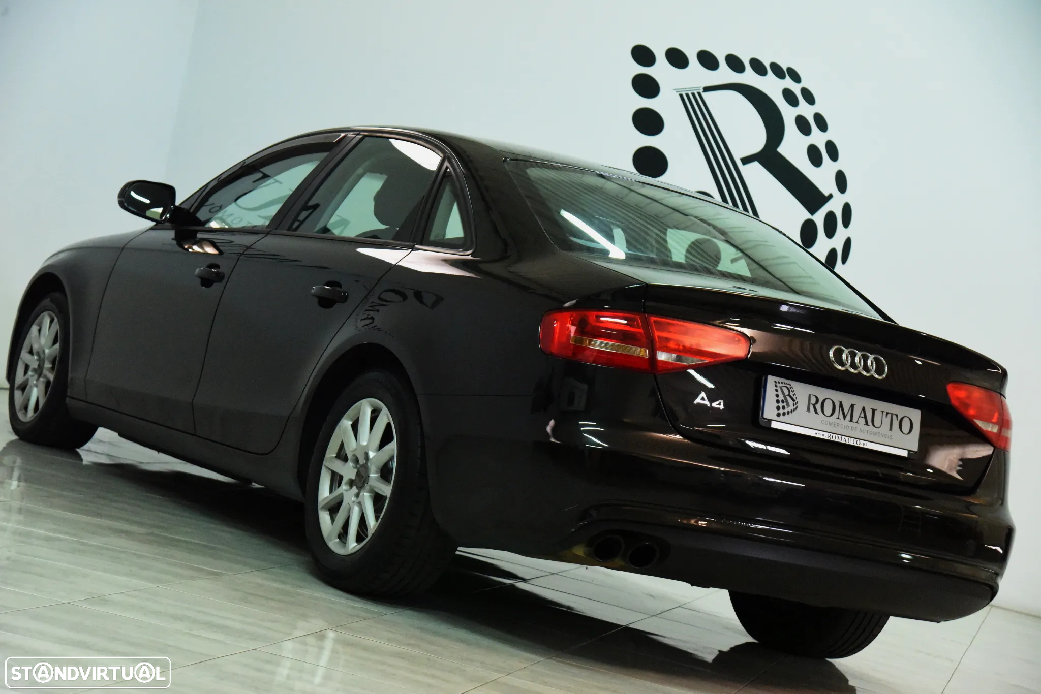 Audi A4 2.0 TDI exclusive - 8