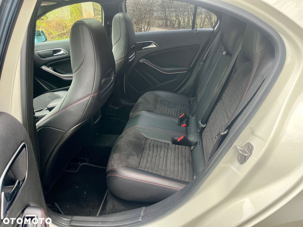 Mercedes-Benz Klasa A 200 7G-DCT Motorsport Edition - 13