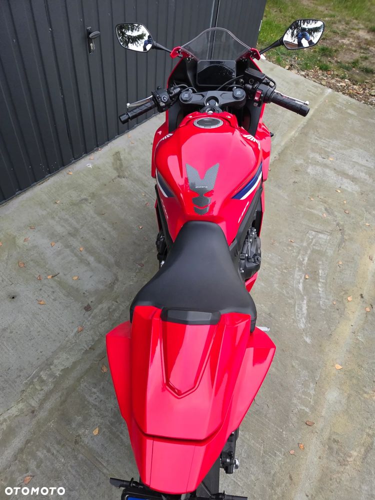 Honda CBR - 15