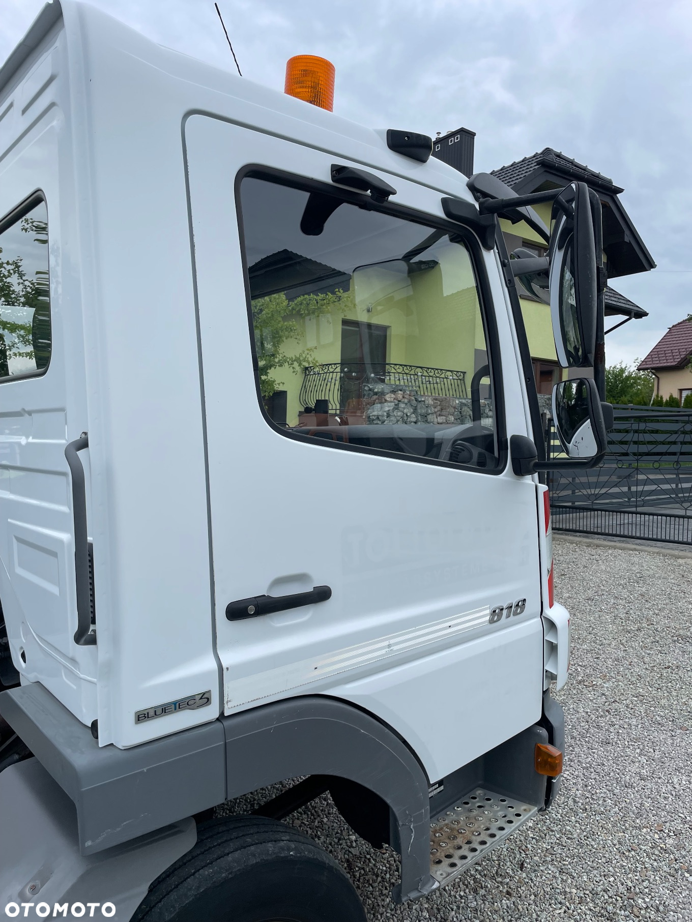 Mercedes-Benz ATEGO - 5