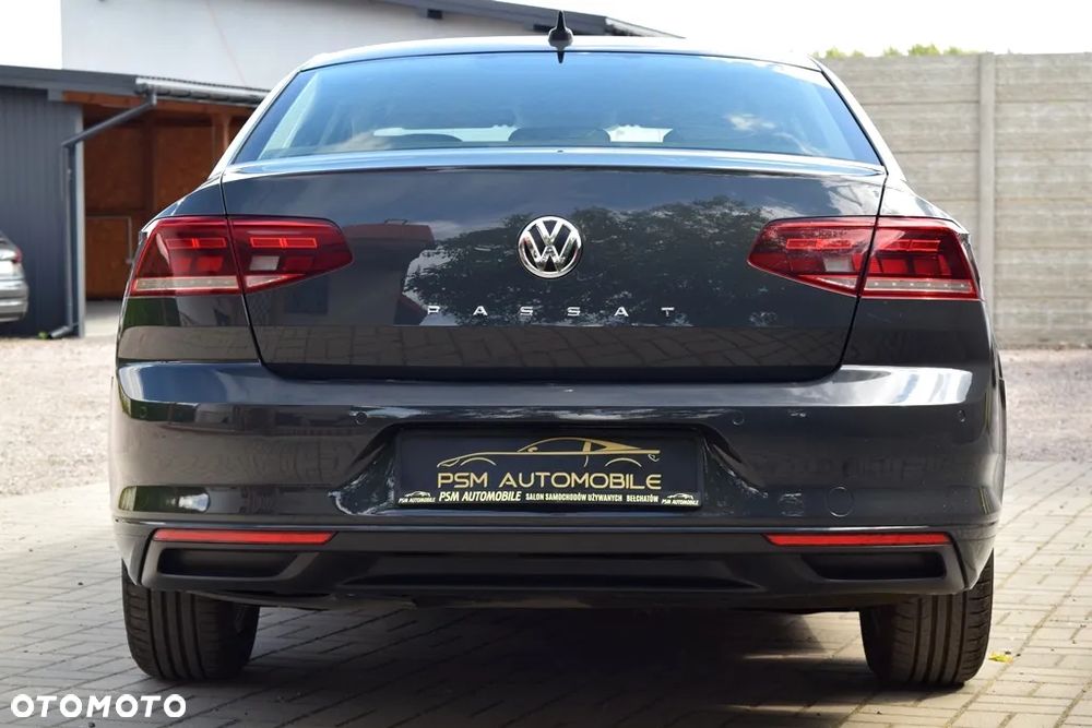 Volkswagen Passat 2.0 TDI BMT Comfortline DSG - 11