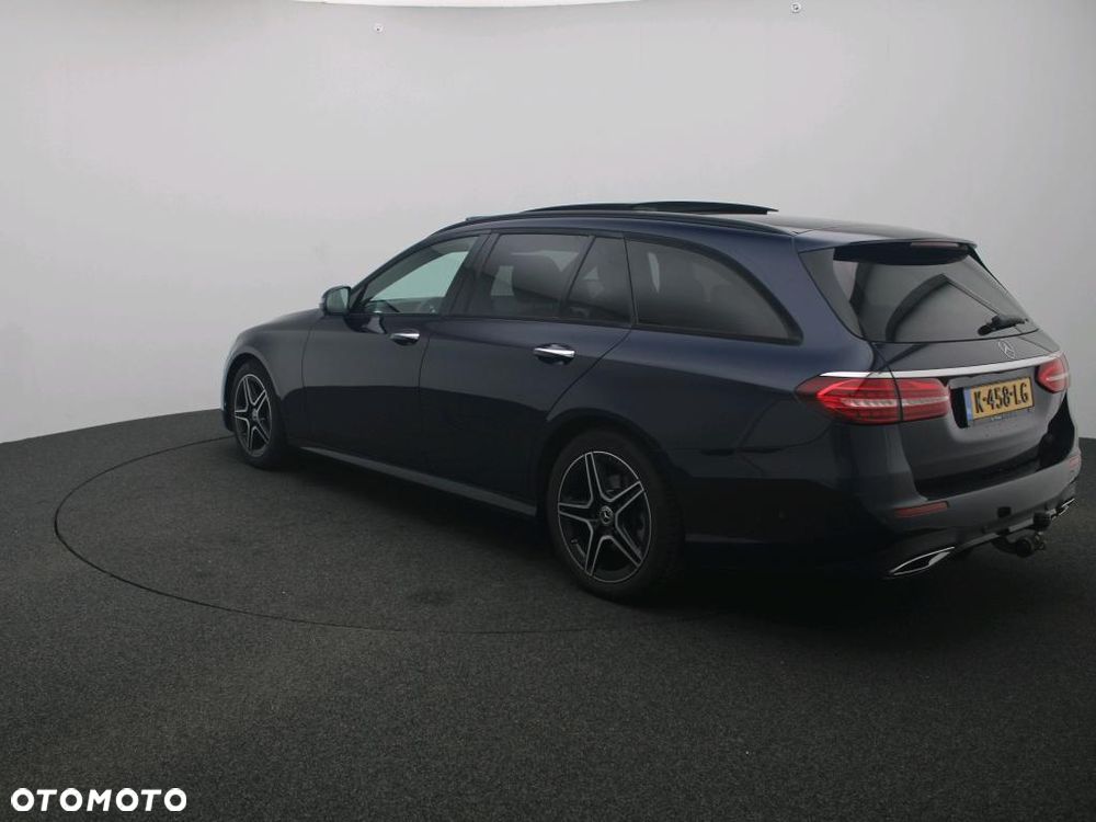 Mercedes-Benz Klasa E 200 9G-TRONIC AMG Line - 3