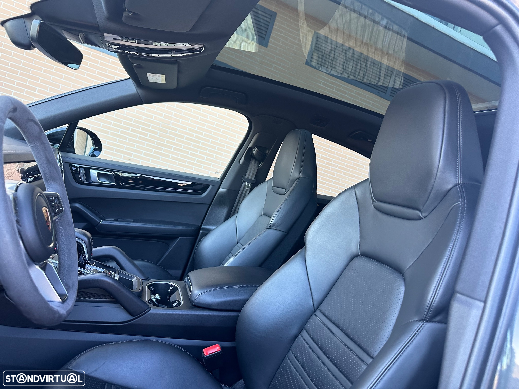 Porsche Cayenne Coupé E-Hybrid - 21