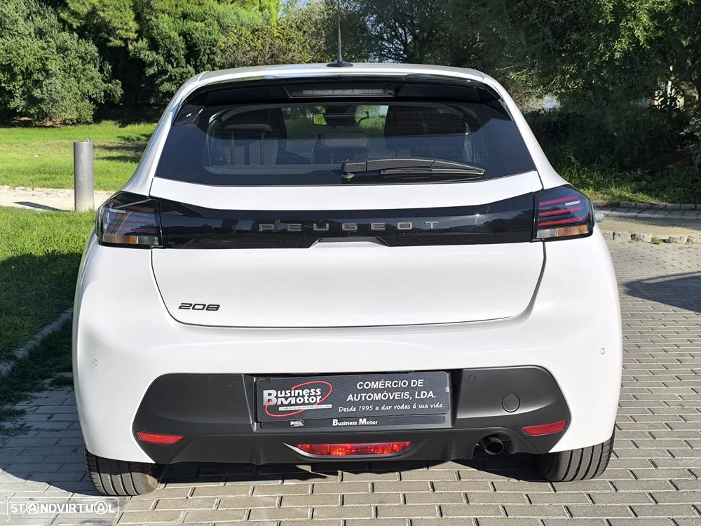 Peugeot 208 1.2 PureTech SE Style - 5