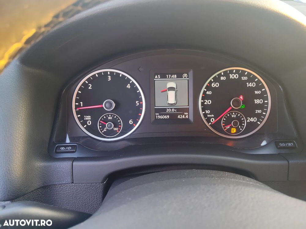 Volkswagen Tiguan - 22