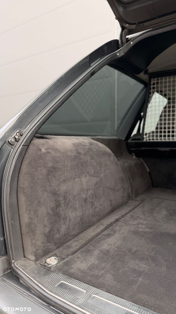 Mercedes-Benz W124 (1984-1993) - 30