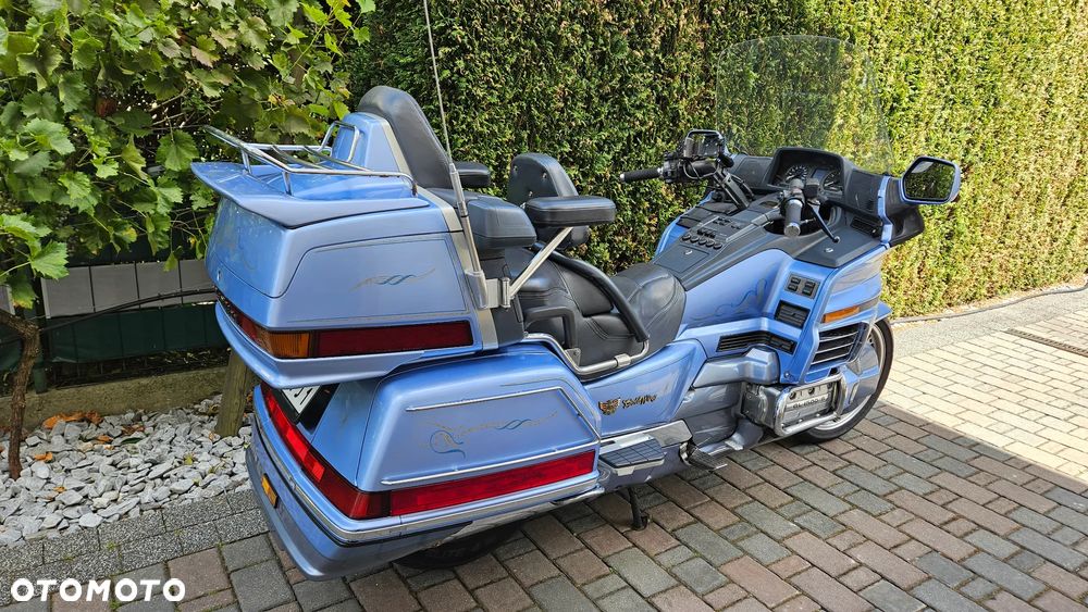 Honda GL - 5