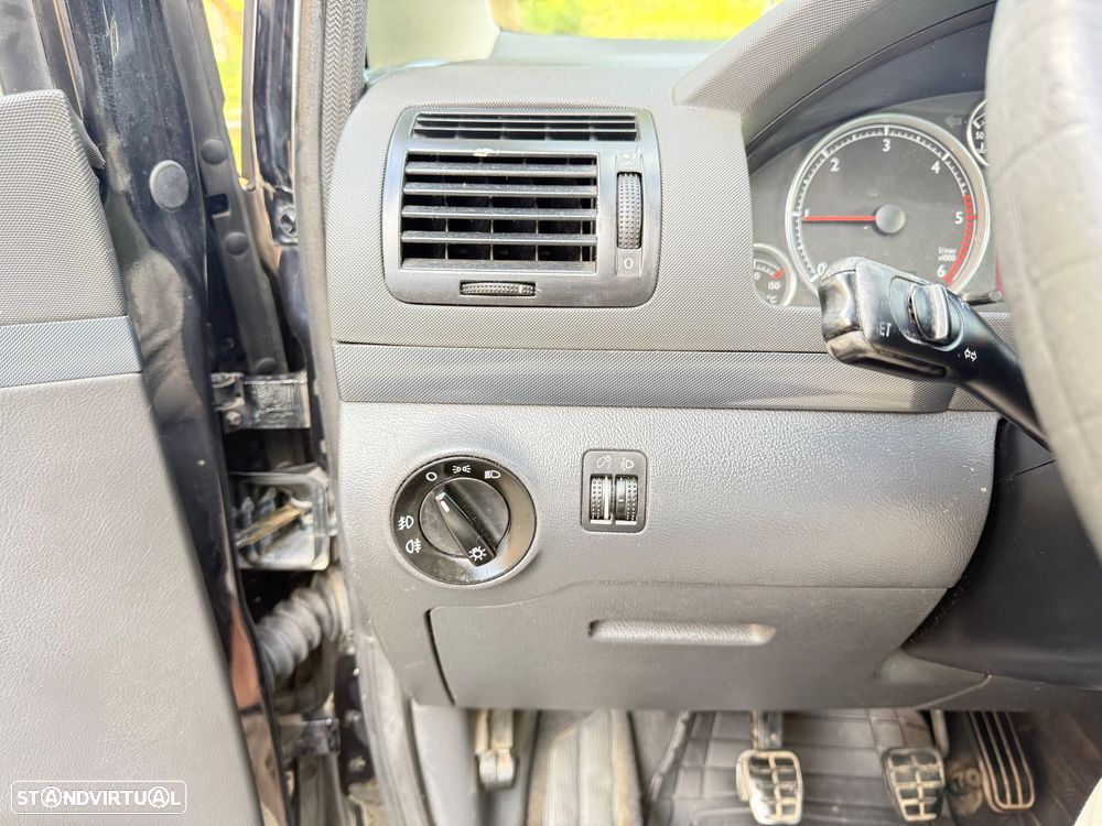 SEAT Alhambra 2.0 TDI Reference - 23
