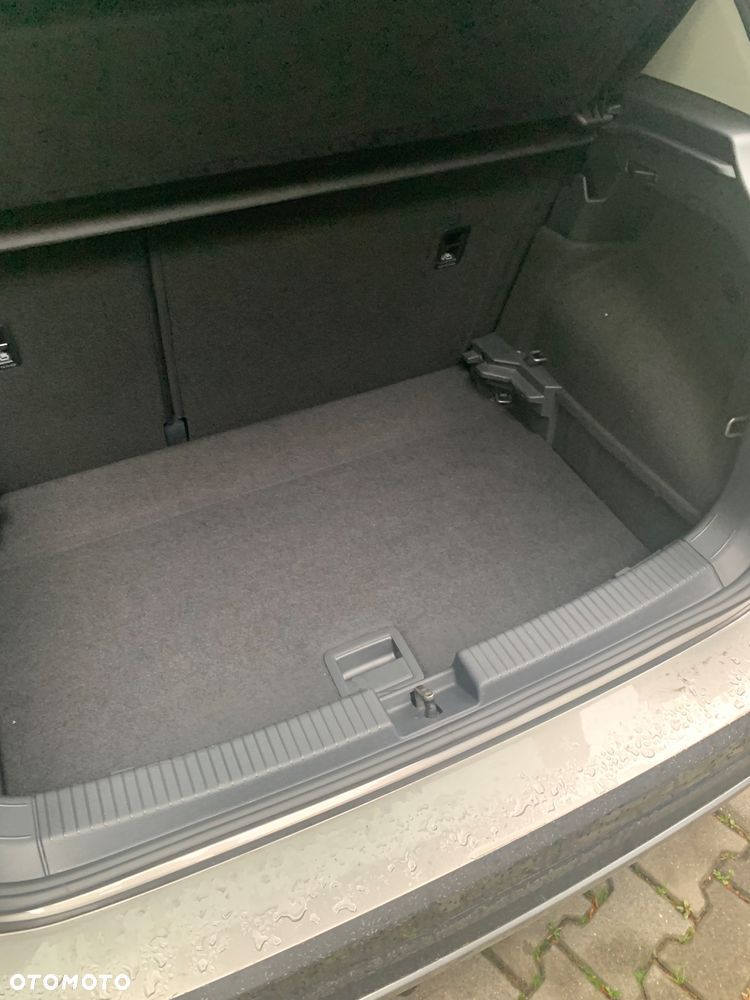Volkswagen T-Cross - 11