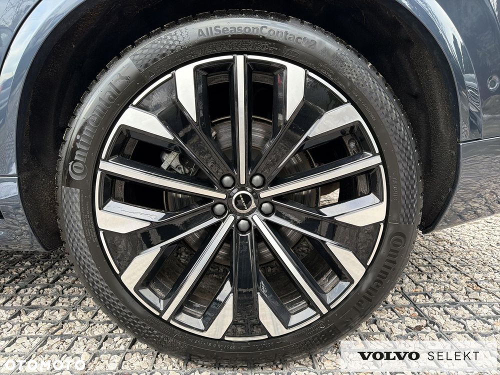 Volvo XC 90 - 38