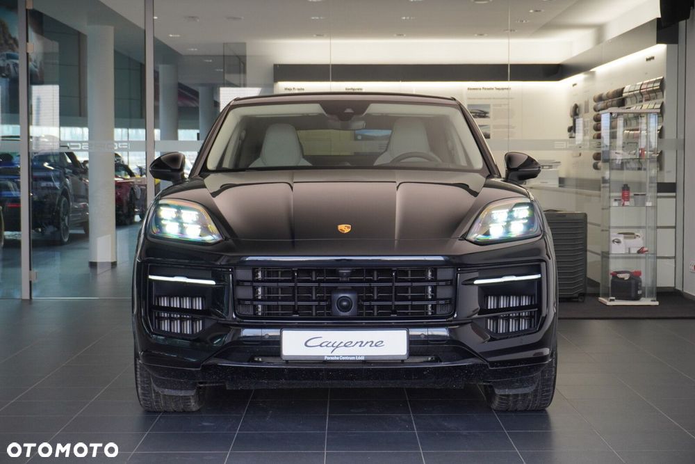 Porsche Cayenne - 5