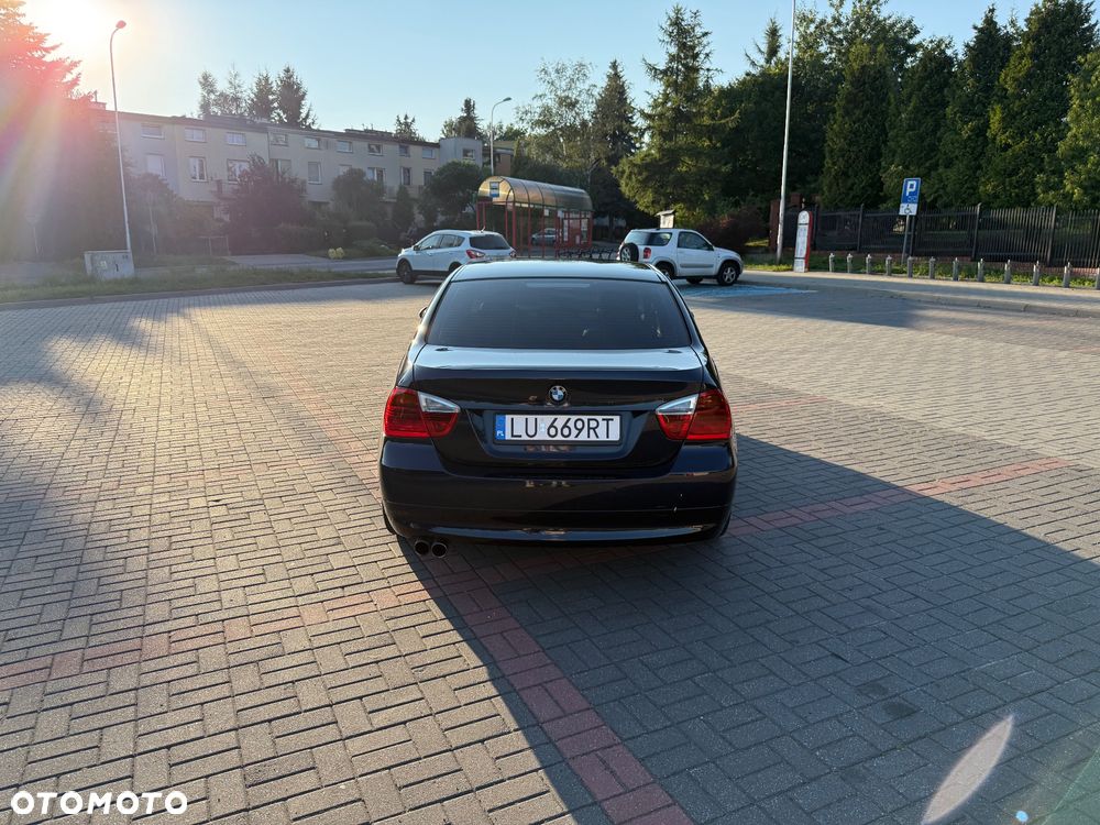 BMW Seria 3 325xi - 5