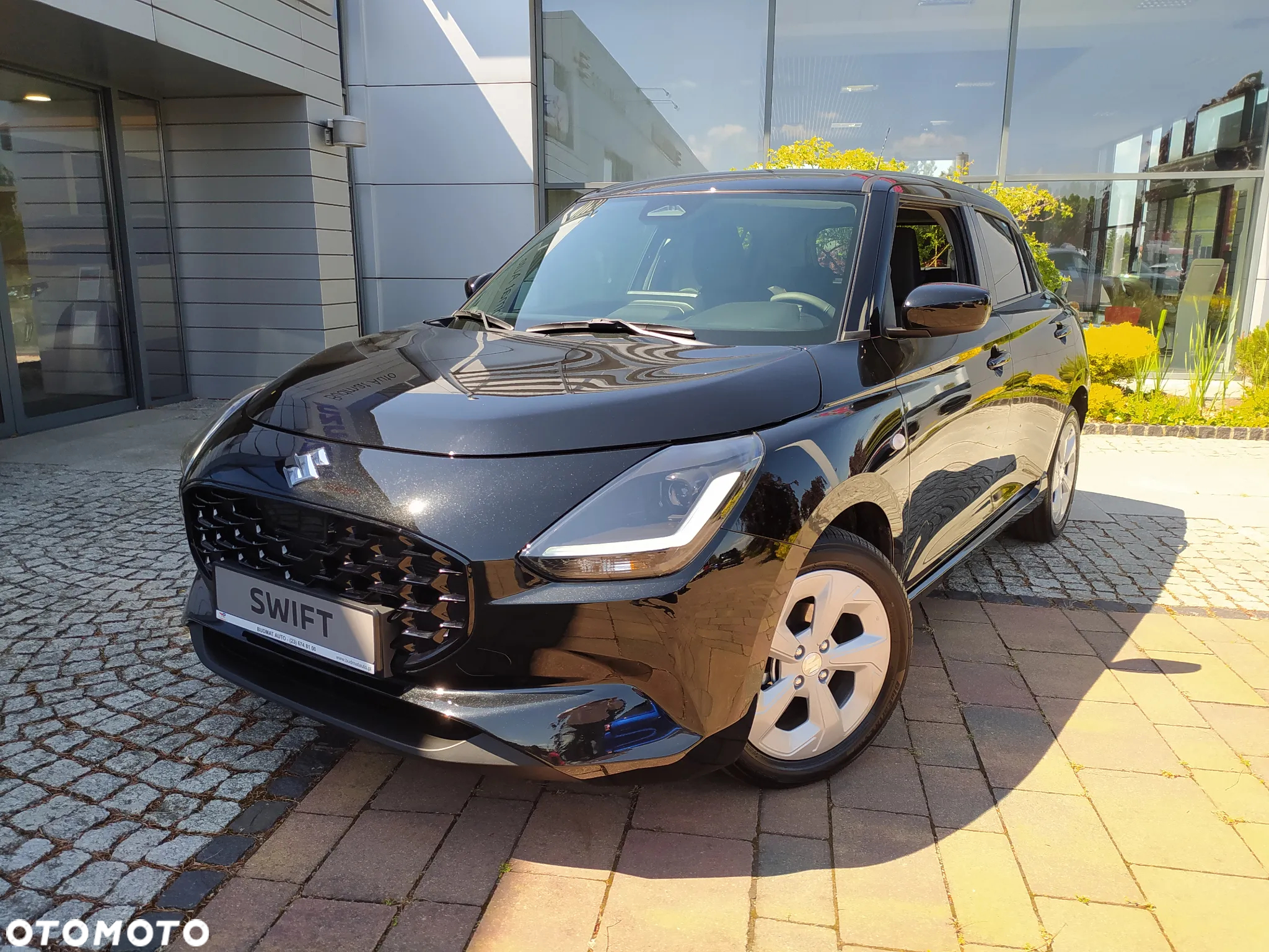 Suzuki Swift 1.2 Dualjet SHVS Premium Plus CVT - 9