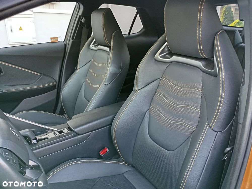 Toyota C-HR 2.0 Hybrid Dynamic Force Executive AWD - 12