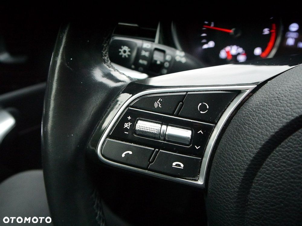 Kia Ceed 1.6 CRDi mHEV Business Line - 30