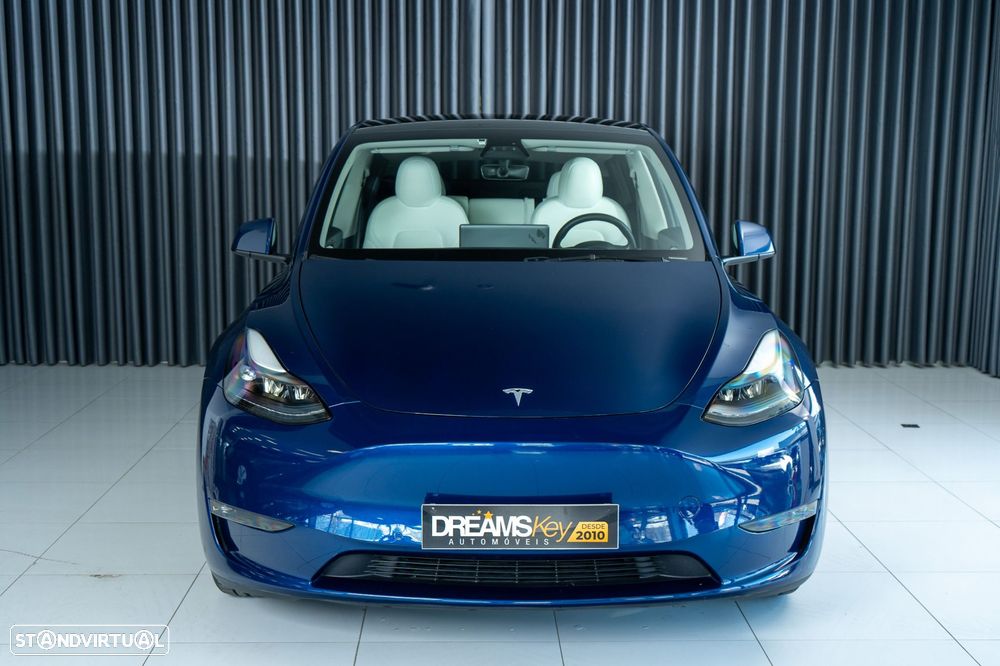 Tesla Model Y Long Range Dual Motor AWD - 36