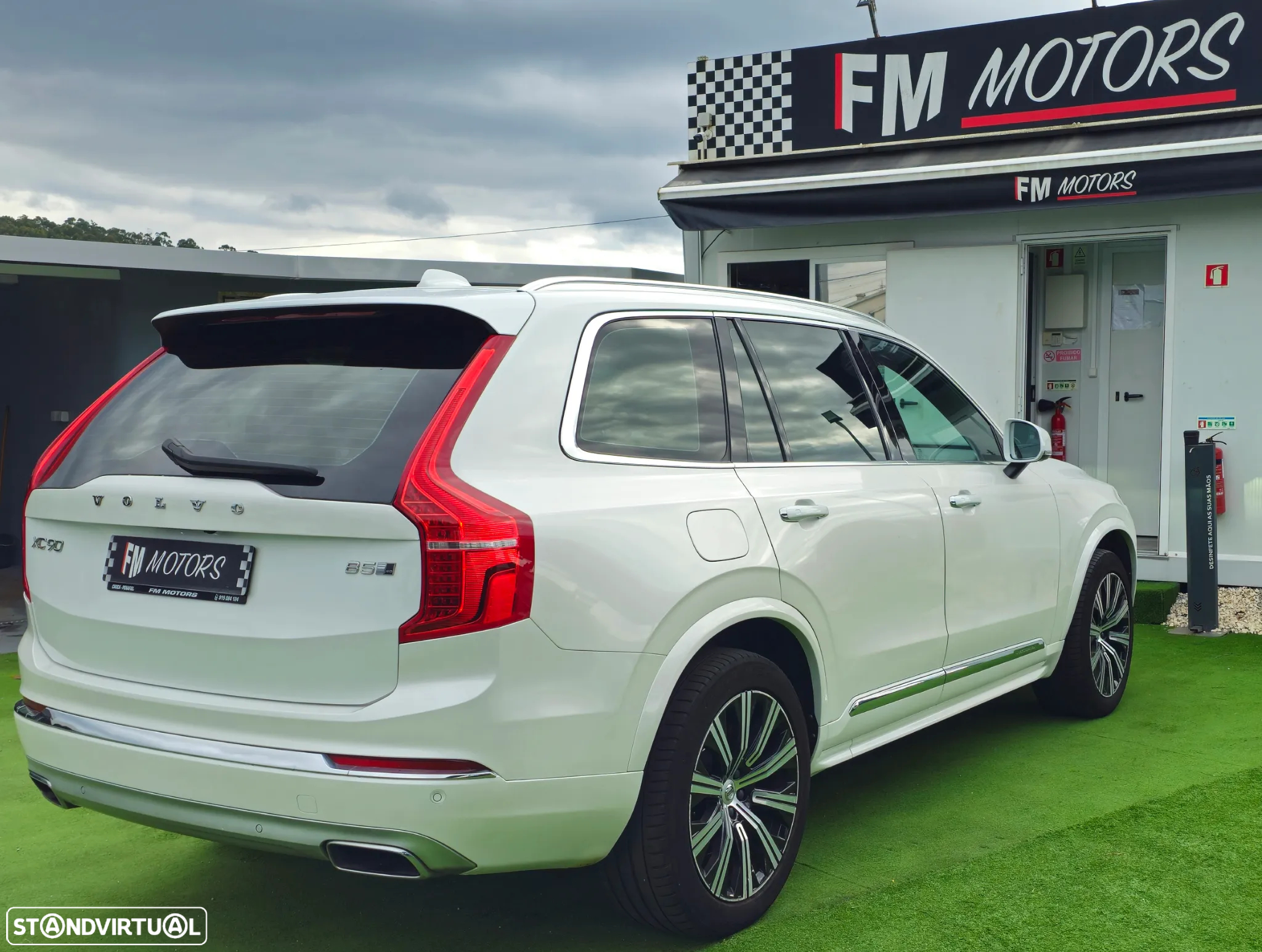 Volvo XC 90 2.0 B5 Inscription AWD - 4