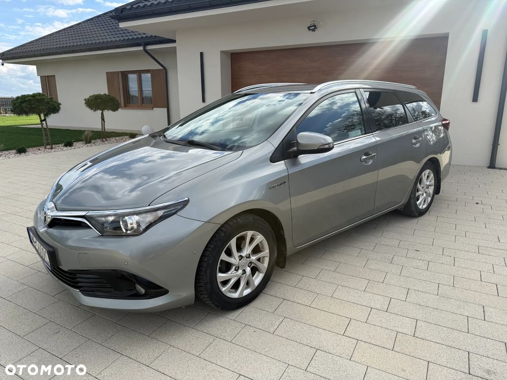 Toyota Auris - 14
