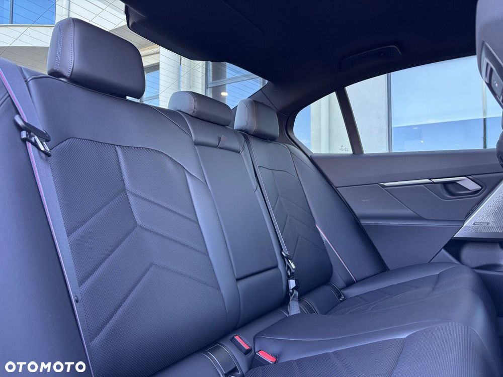 BMW Seria 5 - 22