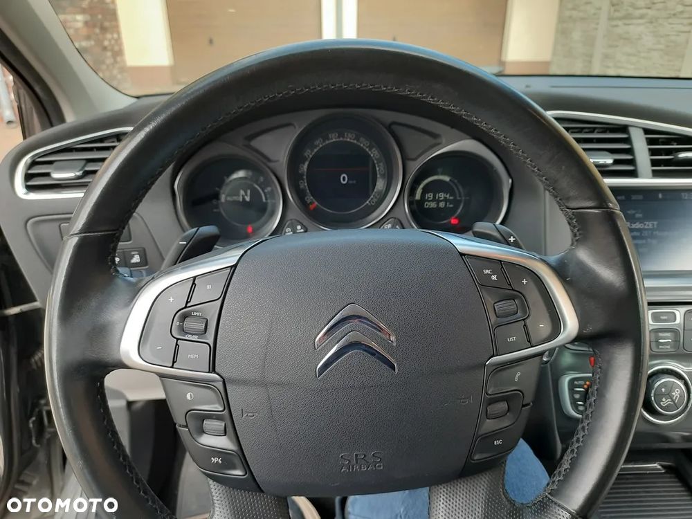 Citroën C4 1.6 e-HDi Exclusive MCP - 20