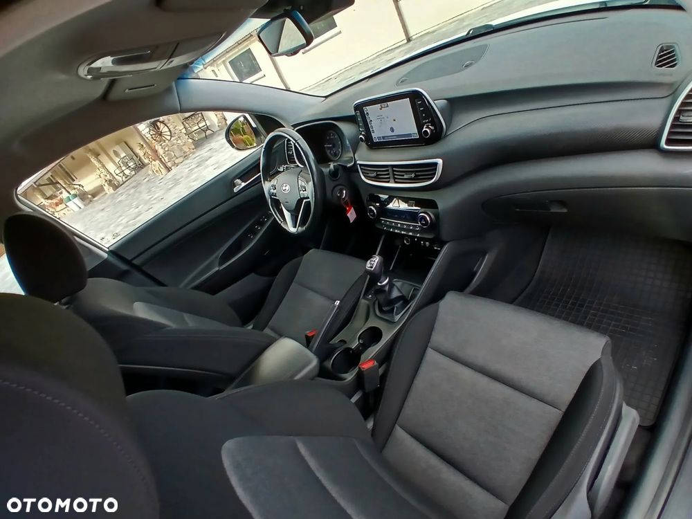 Hyundai Tucson 1.6 CRDi Modern - 28