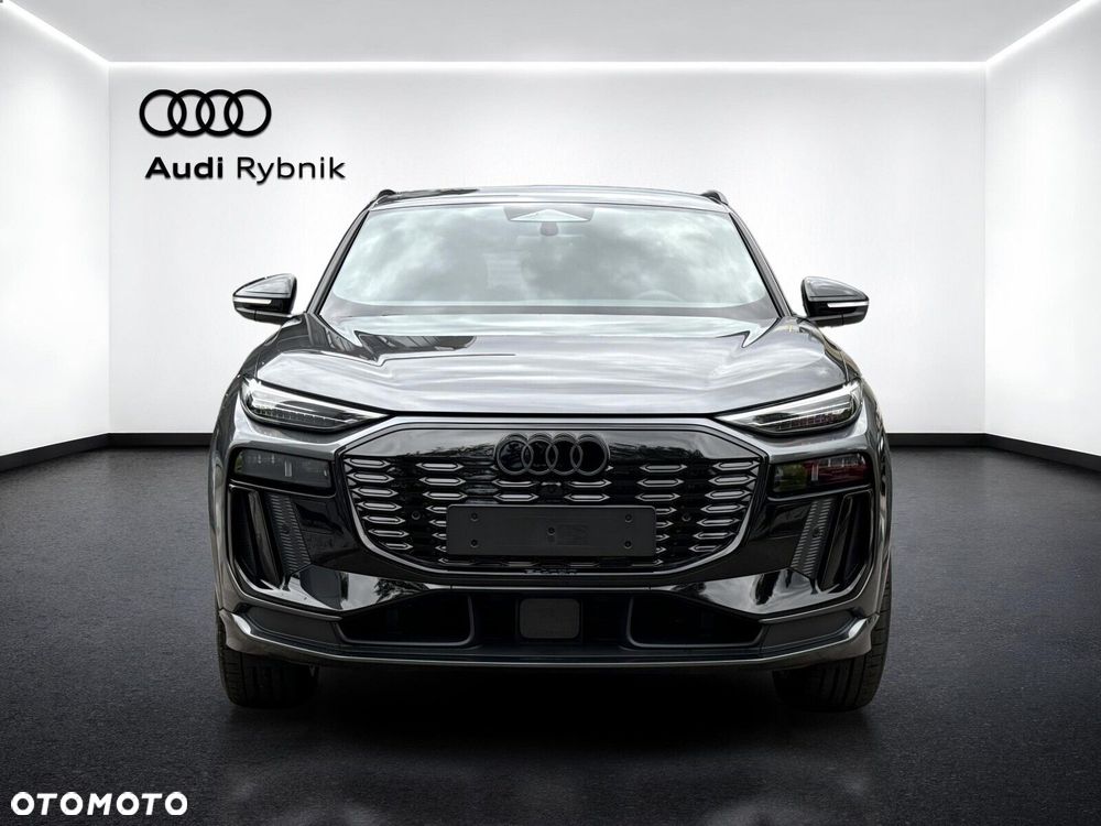 Audi Q6 e-tron - 9