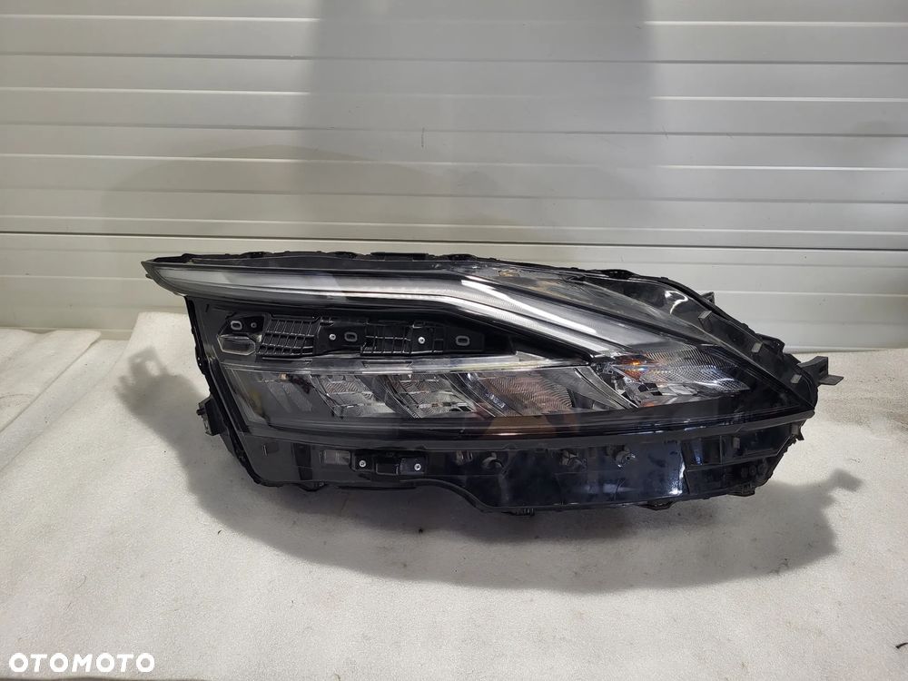 Nissan Qashqai J12 FULL LED PRZÓD STRONA PRAWA  100-8D02G - 1