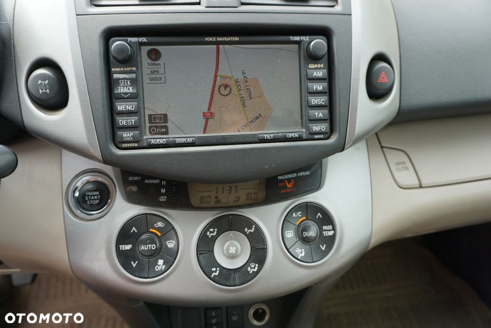 Toyota RAV4 2.2 D-4D Sol 180 - 21