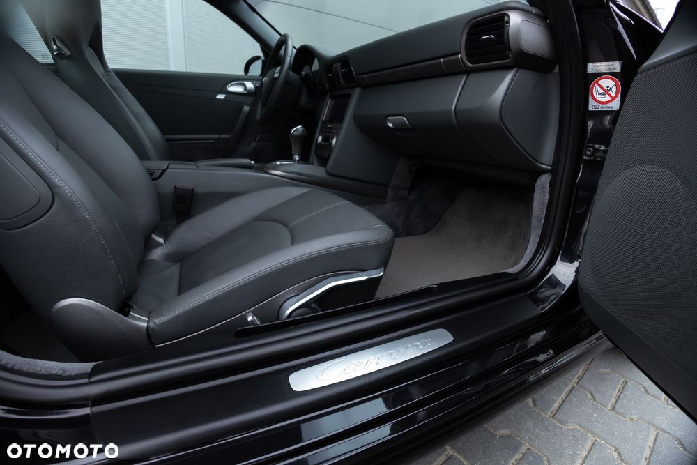 Porsche 911 - 16