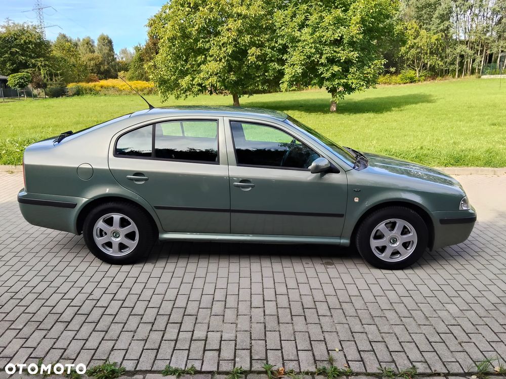 Skoda Octavia 1.8 T Elegance - 13