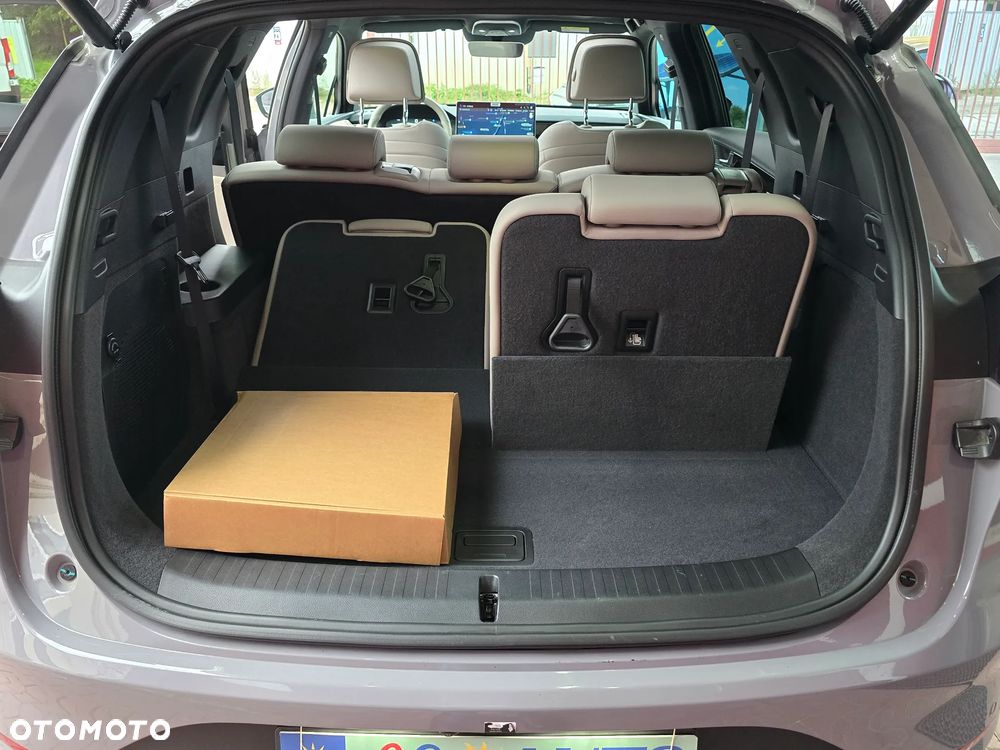 BYD Tang Flagship - 21