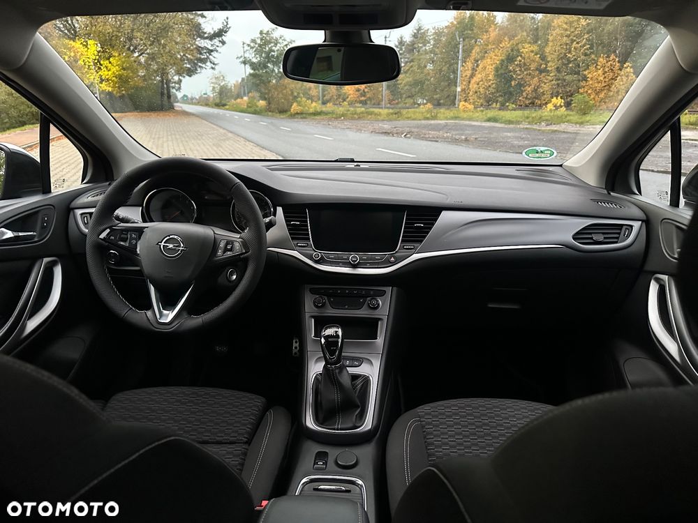 Opel Astra 1.4 Turbo Innovation - 10