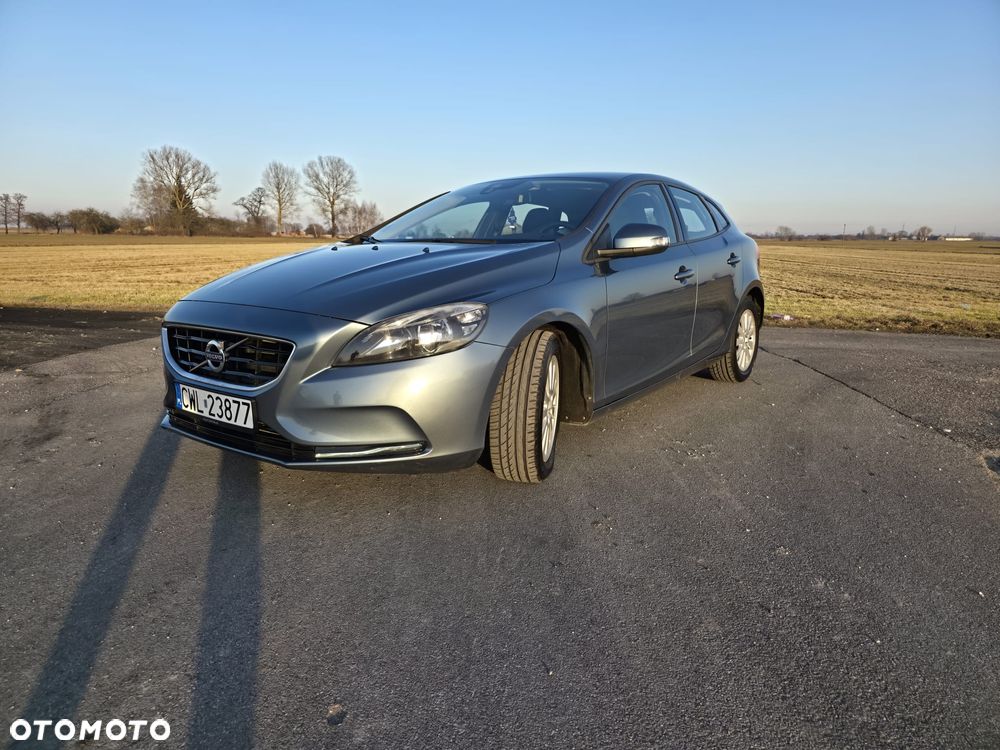 Volvo V40 D2 - 1