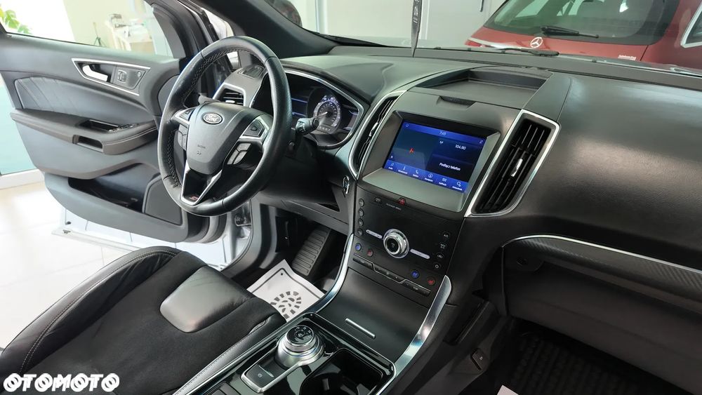 Ford Edge - 37