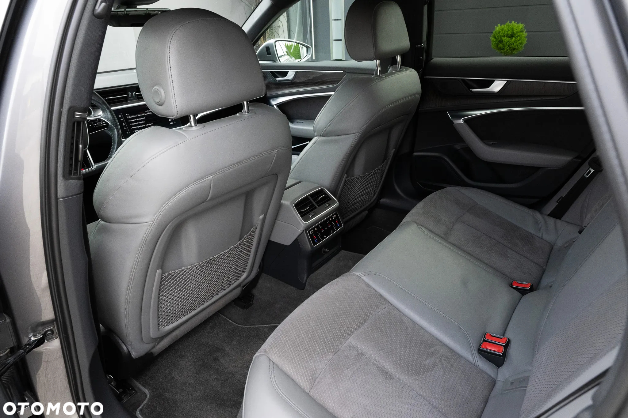 Audi A6 Avant 3.0 TDI Quattro S tronic - 37