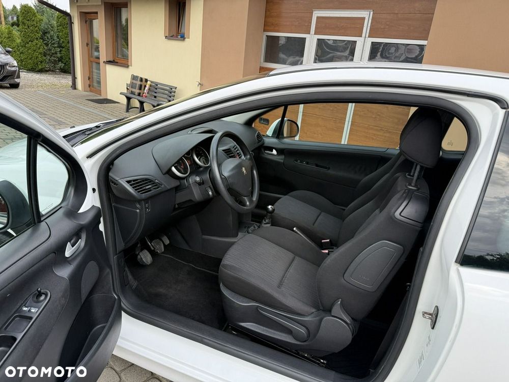 Peugeot 207 1.4 HDi Trendy - 17