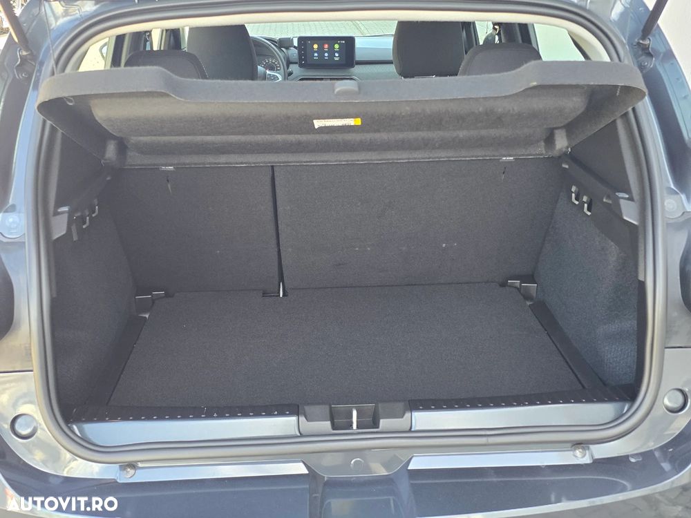 Dacia Sandero Stepway TCe 90 MT6 Comfort - 18