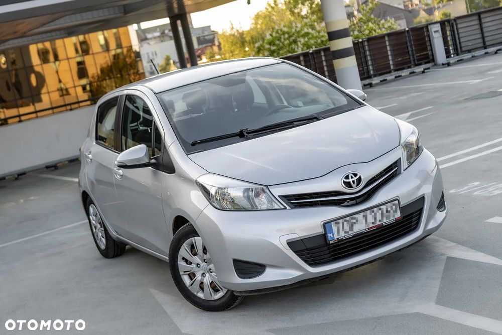 Toyota Yaris 1.0 Luna - 1