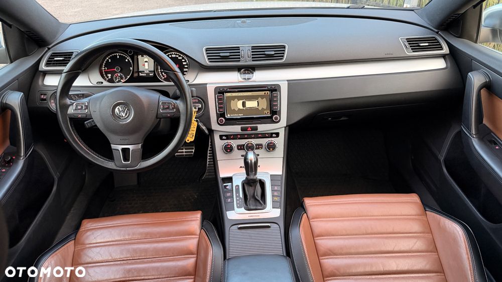 Volkswagen Passat Alltrack - 21