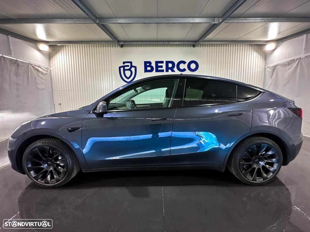 Tesla Model Y Long Range Dual Motor AWD - 13