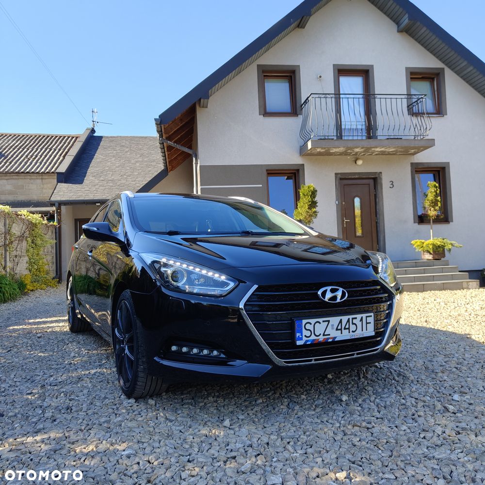 Hyundai i40 Kombi 1.7 CRDi DCT Premium - 4