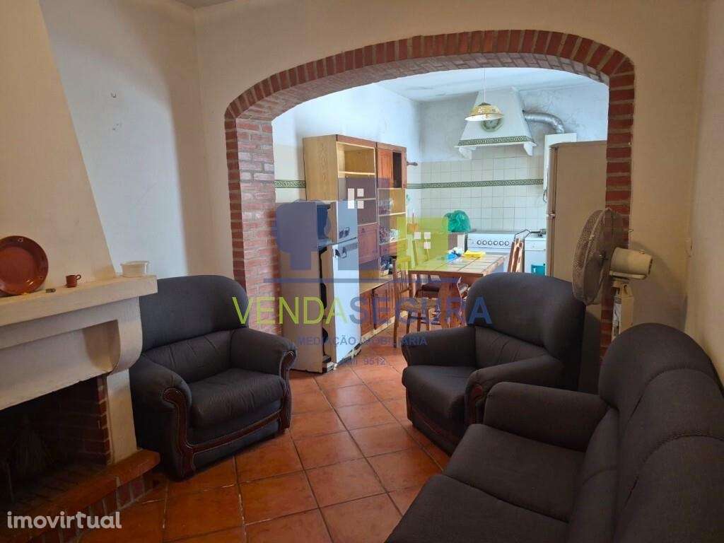 Moradia R/C T2 com Quintal e Terraço | Zona da Salúquia | Moura - Grande imagem: 4/12