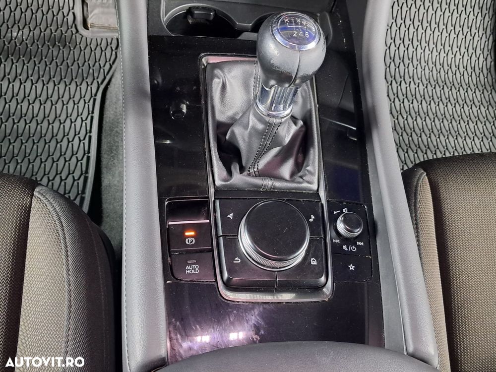 Mazda 3 - 12