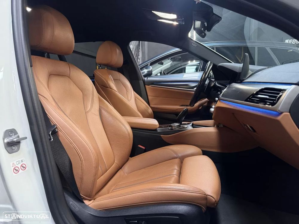 BMW 530 e Pack M - 26