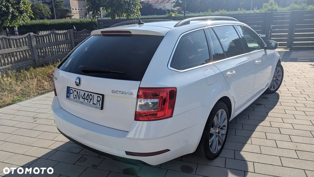 Skoda Octavia 2.0 TDI SCR Style DSG - 5